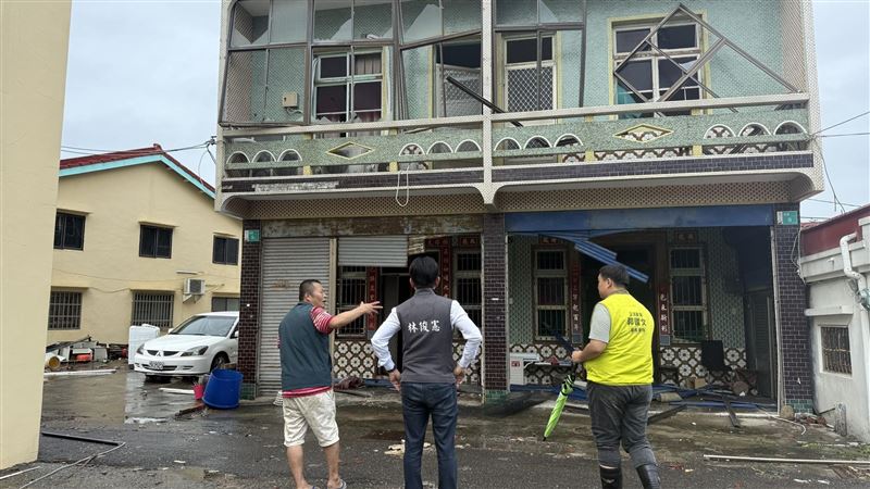 丹娜絲橫掃台南！綠委邀賴清德南下勘災