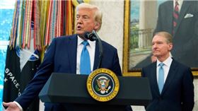 川普宣布對日、韓課徵25％關稅。（圖／美聯社／達志）

Line 標示圖
Facebook 標示圖
Wechat 標示圖
Next
