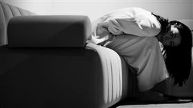 ▲葛薈婕為了戒酒做手術。（圖／翻攝自微博）