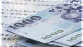 出口、進口、談判 對等關稅、新台幣、千元鈔、鈔票　圖/資料照