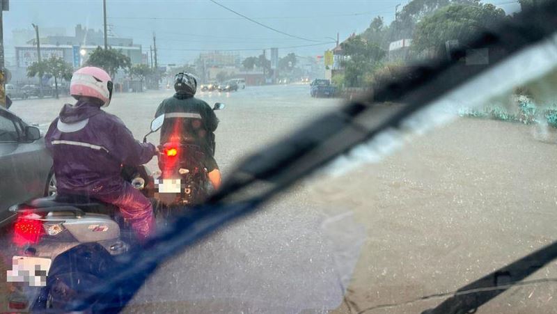 總雨量破千　專家：中南部做好防災準備！