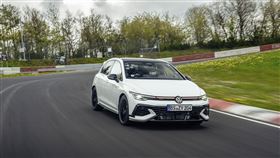 ▲普利司通為GTI EDITION 50量身打造Potenza Race輪胎。（Bridgestone提供）