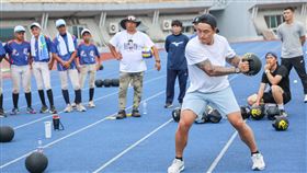 郭泓志當心輔官