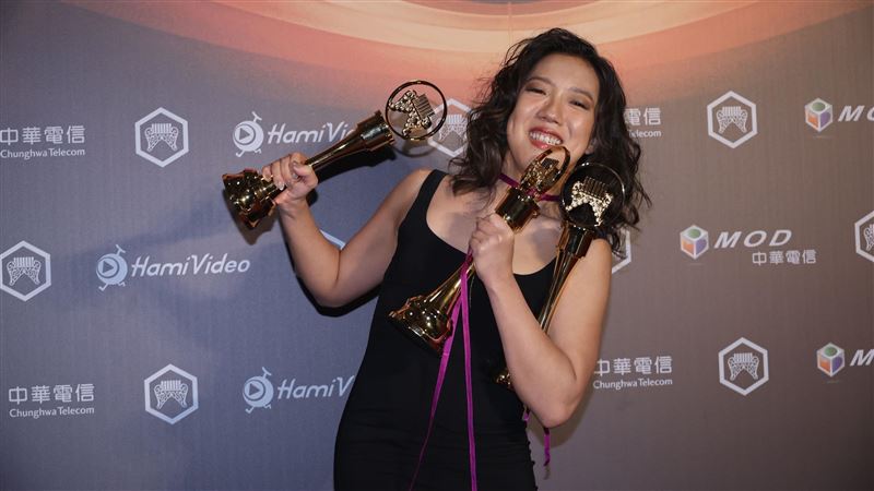 台語歌后收服奈良美智！李竺芯激動洩心聲