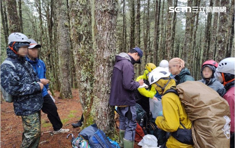 不要命了!颱風天13山客違規太魯閣登山(圖/太管處)