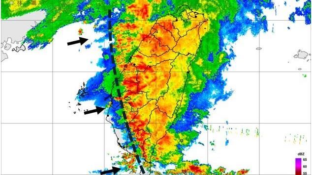 丹娜絲颱風尾失控演出　今晚豪雨熱區曝光