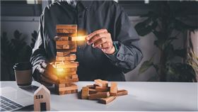 打房無法真正解決購屋困難。( 圖 / 資料圖取自freepik )