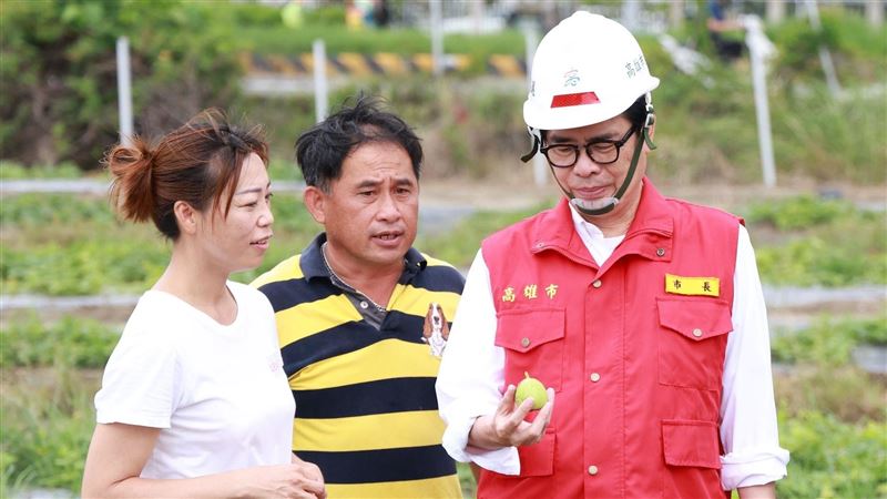 遇嘉義農民感謝　陳其邁：同島一命應該的