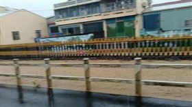 台鐵集集線鐵軌淹水了！列車停駛中