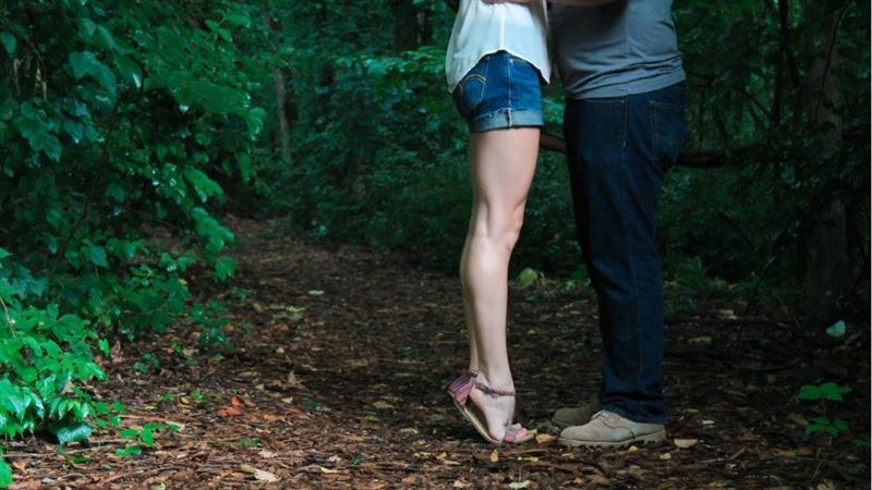 妻綠光罩頂氣炸討80萬　小三只認夫搬家工