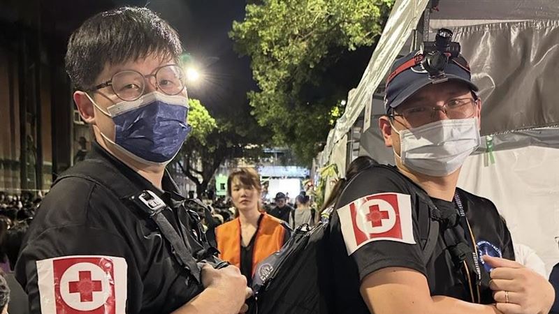 曝吳恩碩生前雪中送炭暖舉！同袍：心好痛