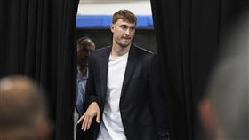 ▲NBA夏季聯盟10日開打，選秀狀元弗拉格（Cooper Flagg）首戰對上詹皇子。（圖／美聯社／達志影像）