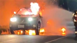 台東驚傳火燒車意外！議員楊秋珍緊急逃生