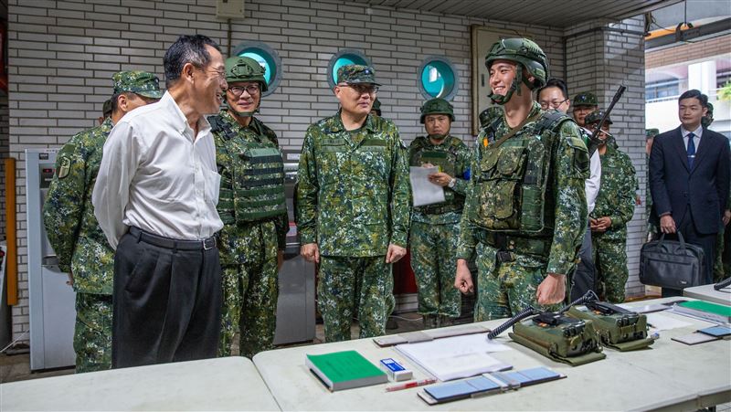 漢光演習首日　顧立雄視察陸軍教召訓練