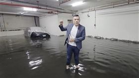 台中,暴雨,淹水,大里運動公園停車場地。（圖／翻攝畫面）　