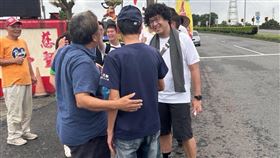 沈伯洋揭國民黨慣用手法：賭台灣人會忘記。（圖／翻攝自峰狂打臉94爽！）