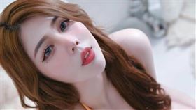 孫安佐的網紅表姊Ariel（林沐希）。（圖／翻攝IG）