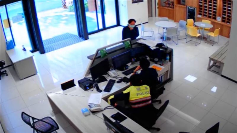 分科考首日出事了！媽衝派出所抖音求助