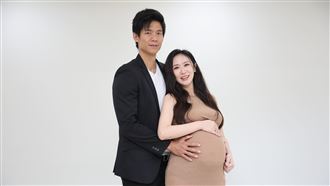 女星倒數生產4天露面「挺巨肚」喊要生了