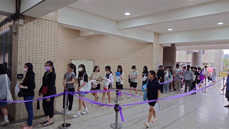 嘉女「招收30男生」全數報到！女校成歷史