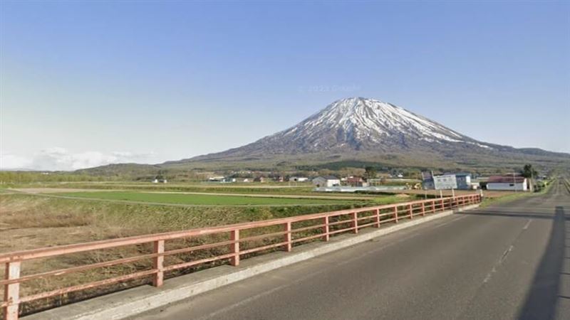 北海道羊蹄山腳遭違法伐林淪「中國村」