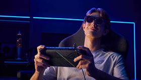 AirVision M1智慧眼鏡（華碩提供）