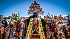 ▲農曆6月18日是池府王爺生日。祂說：臺灣很有福氣啦！快這樣拜拜有保庇賺大錢。（圖／翻攝自普龍殿臉書） 