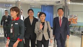 ▲行政院副院長鄭麗君赴美關稅談判返國抵桃園機場。（圖／翻攝畫面）