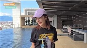 徐海莉開箱位於新莊的新辦公室。（圖／翻攝自Youtube）