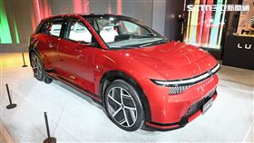 ▲鴻海Model B跨界跑格休旅。（圖／鍾釗榛攝影）