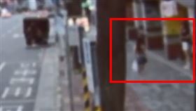 偷拍過程。（圖／翻攝畫面）