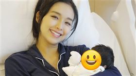 曾淑雅平安生下女兒。（圖／翻攝自IG）