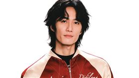 歌手李英宏和鶴 The Crane 參加一場夏日午後狂歡《House of Koshi》（圖／House of Koshi提供）