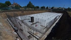 烏克蘭打造地下學校保護兒童烏克蘭維基次夫市正在打造地下學校，維護學童就學安全。（市長Mykhailo Svitlyk提供）中央社記者黃雅詩羅馬傳真114年7月13日