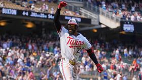 ▲雙城中外野手巴克斯頓（Byron Buxton）締造生涯首次「完全打擊」。（圖／美聯社／達志影像）