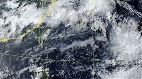 颱風窩訊號變強了！粉專示警「下波水氣更多」　對台影響曝。中央氣象署０７１３１６４８