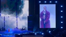 ▲GD向歌迷承諾這一次不會讓大家等太久，很快就會再回來。（圖／讀者提供） 