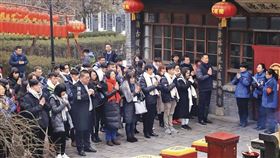 2019年傑青團安排團員到山西洪洞大槐樹尋根祭祖園祭祖。（翻攝微信）