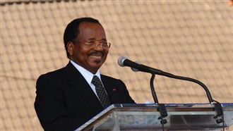 喀麥隆92歲總統八度續任　鎮壓抗議釀48死