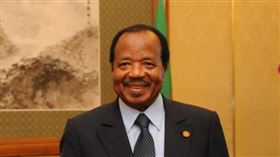 現年92歲的喀麥隆總統畢亞（Paul Biya）宣布，他將在10月舉行的大選中尋求第8個總統任期，延續43年掌權。（圖／翻攝自Paul Biya臉書）