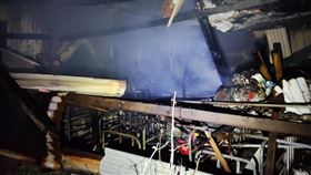 台南市七股區,溪南里村,母親,蠟燭,兒子,憾事,婦人,火災▲圖片描述。（圖／翻攝畫面）