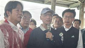 賴清德總統7月11日南下勘查臺南災區，慈濟顏博文執行長報告慈濟投入重建工作重點。(圖／慈濟基金會提供)