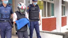 司機事發後聲稱當時是因身體不適才釀禍。（圖／翻攝畫面）