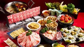 「這一鍋」夏樂季回饋開鍋族，氣溫達34°C就享66折，豪華肉盤同樣享優惠。（圖／品牌業者提供） 