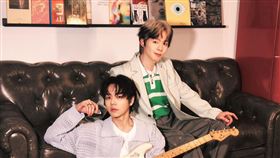 「黃氏兄弟」成員瑋瑋與男團Ozone成員林佳辰驚喜合作（圖／索尼音樂提供）