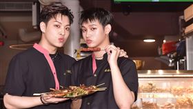 洪暐、李定《靈魂約定》湊對男男CP。（圖／焦糖楓提供）