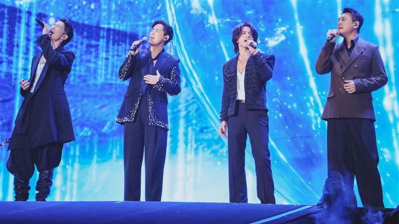 F4相隔多年合體擔任五月天大巨蛋演唱會嘉賓。（圖／相信音樂提供）