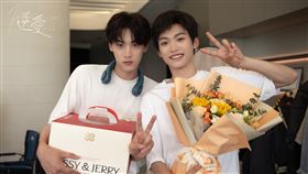 BL劇《逆愛》爆出爭議停播。（圖／翻攝自微博）