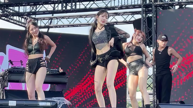 獨家／韓籍女神化身「啦啦隊DJ」濕透嗨翻