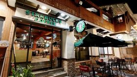 ▲清境星巴克確定於7月21日歇業，這不僅是品牌據點的撤出，也被視為地方觀光信心崩潰的警訊。關注分享最後打卡機會，快點上山衝一波。（圖／當地業者陳維林提供）